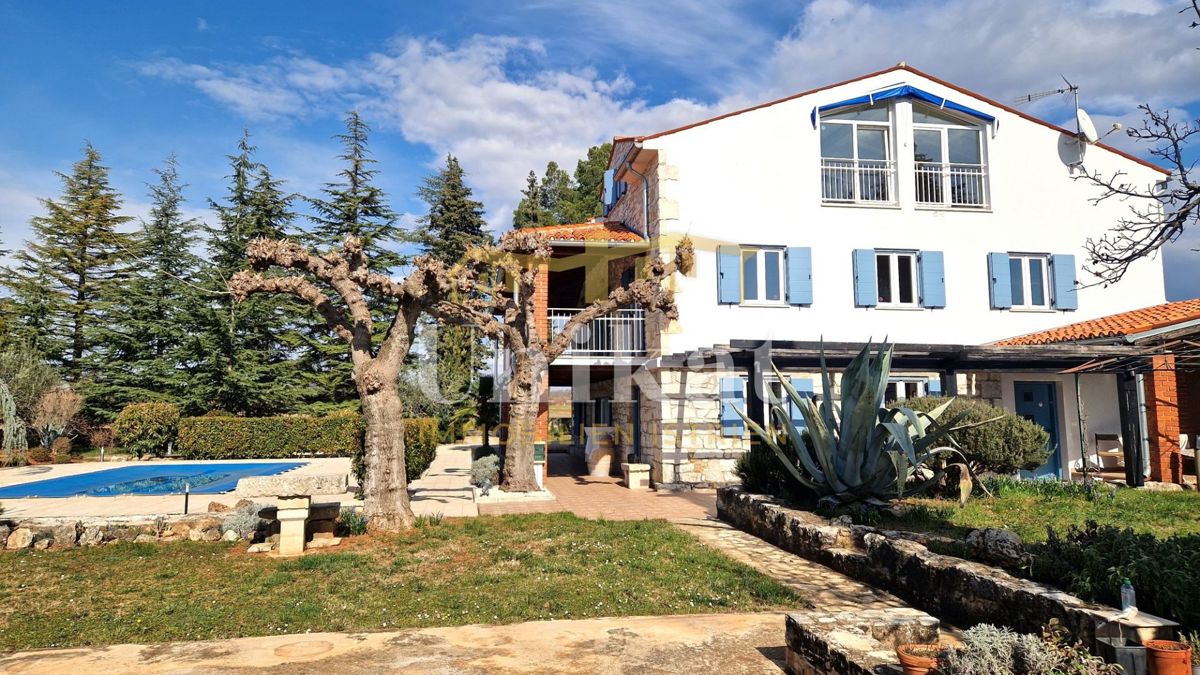 Proprietà esclusiva con molta privacy vicino a Poreč